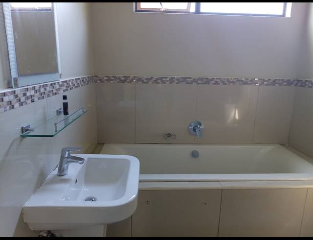 3 BEDROOM APARTMENT TO LET IN UMHLANGA RIDGE